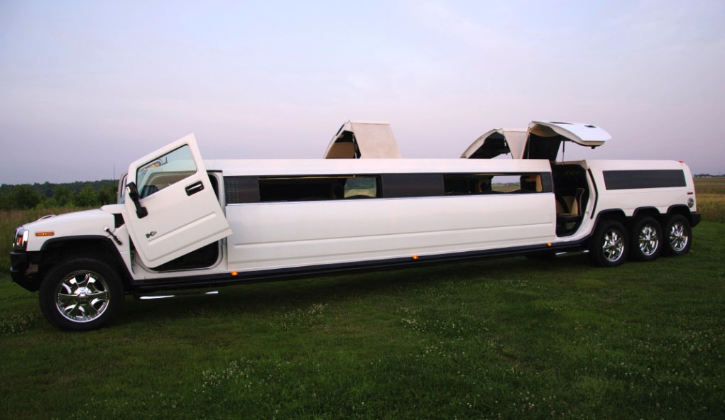 25 passengerHummer stretch limousine rent
                    Lublin