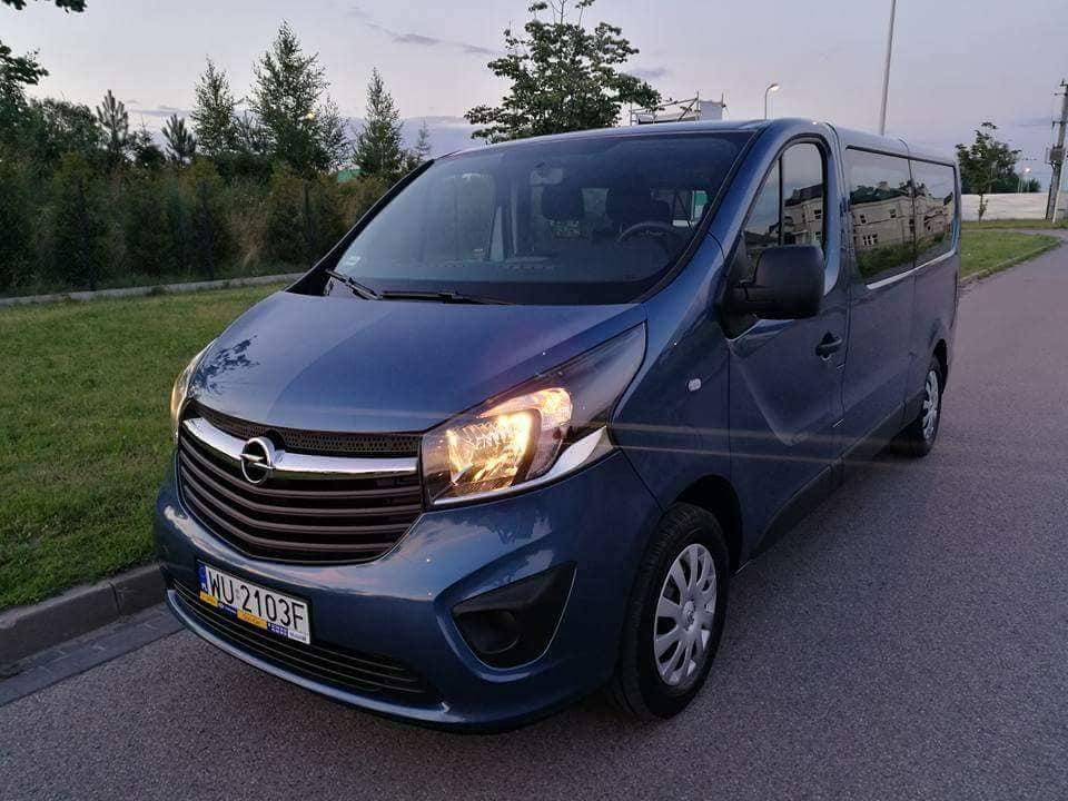 enault bus rental Warsaw