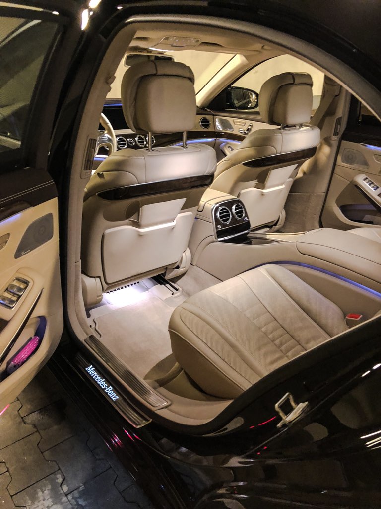 Mercedes S class limo Poznan Airport
                      interior