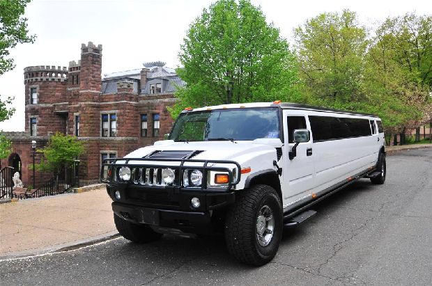 Hummer limousine